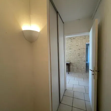 شقة Hier De Yourhosthelper رانس